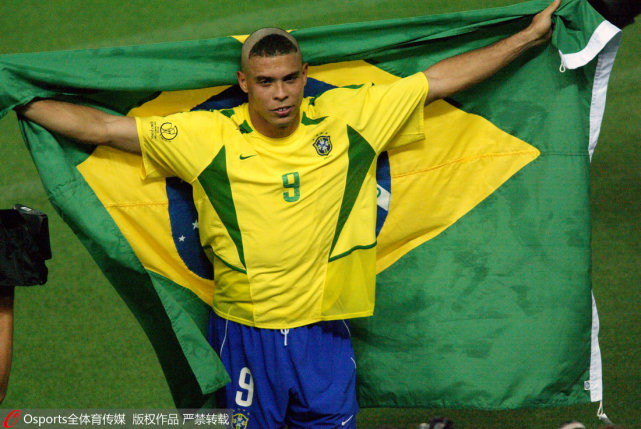 2002年世界杯决赛-巴西2-0德国,罗纳尔多独进