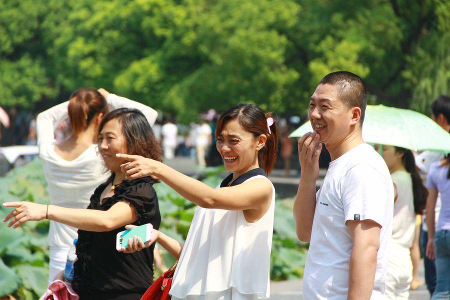 中国游客去日本,免税店中看到香烟的价格,直呼