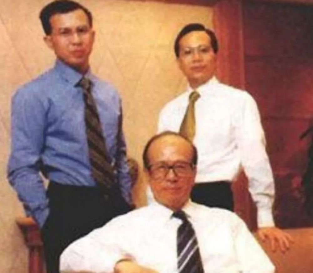 李嘉诚:一个坐拥2400亿的“可怜”人!