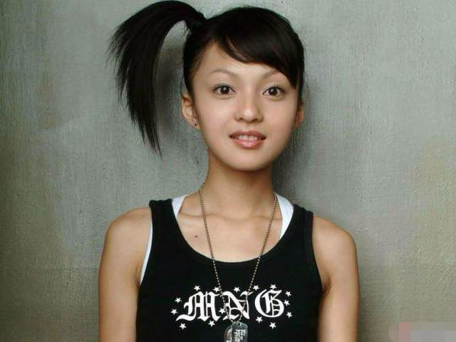 张韶涵被父亲告上法庭,称女儿张韶涵不养父母