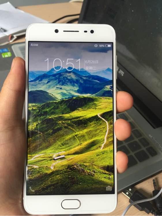 vivo X7曝光 这和OPPO简直是一个妈生的