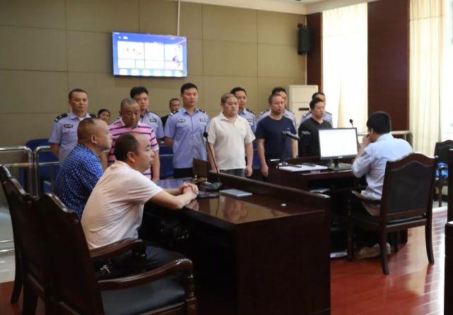 怀化法院集中宣判5起涉恶案件 4个月拘役至11年有期徒刑不等