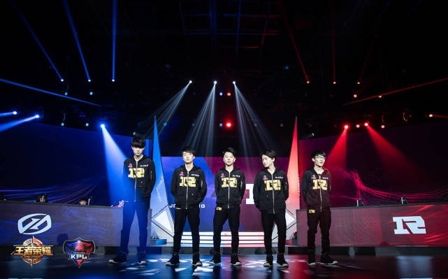 追溯RNG.M24小局连胜纪录 化解队内分歧暴风