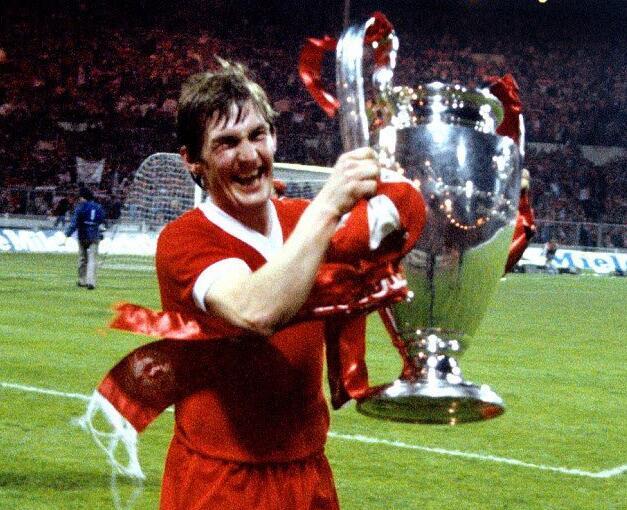 比肩弗格森!利物浦名宿被册封爵位 看台或为他