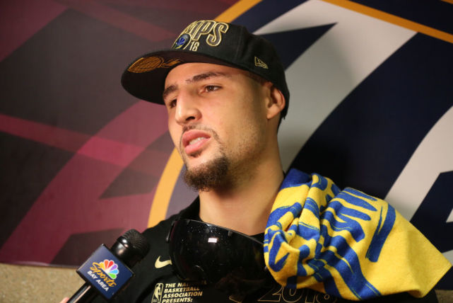 直击-冠军治愈脚踝?汤神告诉你夺冠有何魔力