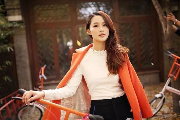 李沁6部剧即将霸屏，男主个个颜值爆表，网友：这次该火了吧！