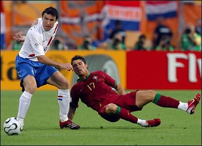 【翻译官】2006年世界杯,那场红黄牌纷飞的荷