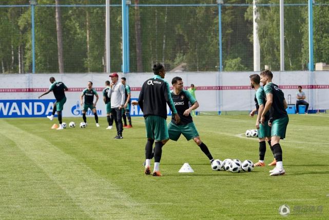 西班牙vs葡萄牙伊比利亚德比:谁的牙更硬?