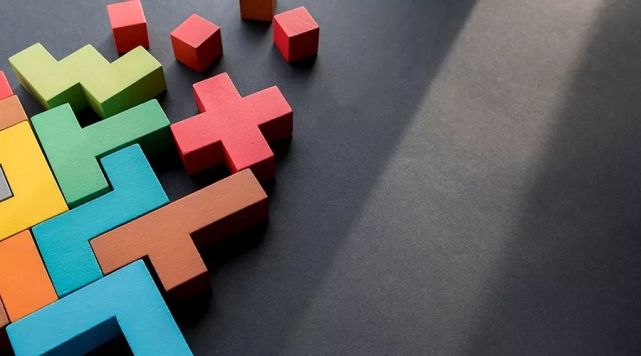 大公司要闻速览 | 三星拒绝赔偿苹果；航旅纵横社交功能引争议