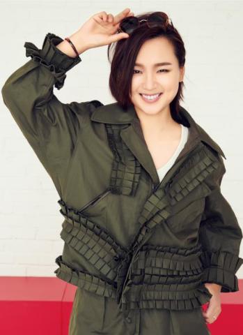 曾是《超女》中的学霸,高考分数681分,却被李