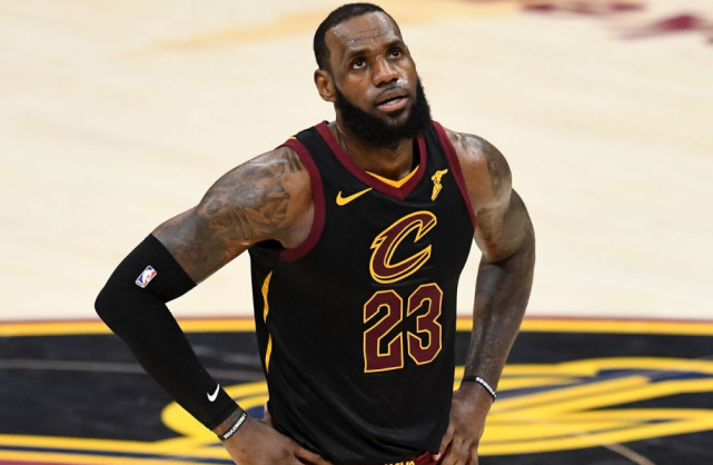 6队休赛期运作分析:骑士等詹皇决定 火箭续约