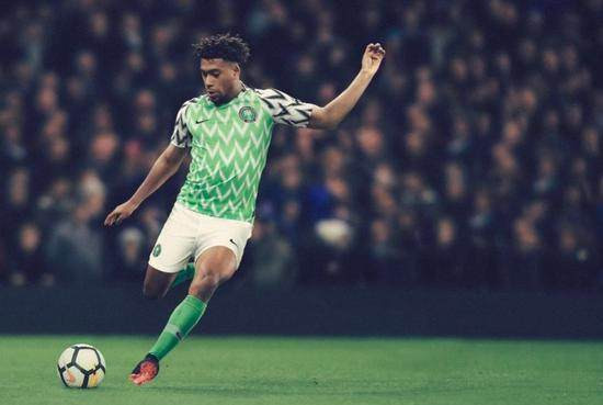 奥运英雄为尼日利亚球衣泼冷水:时尚对足球无