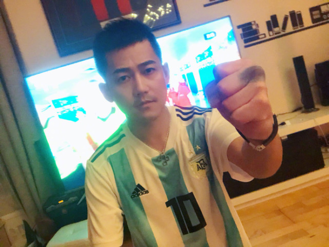 苏醒神准预测世界杯上热搜 下注1000买日本独赢