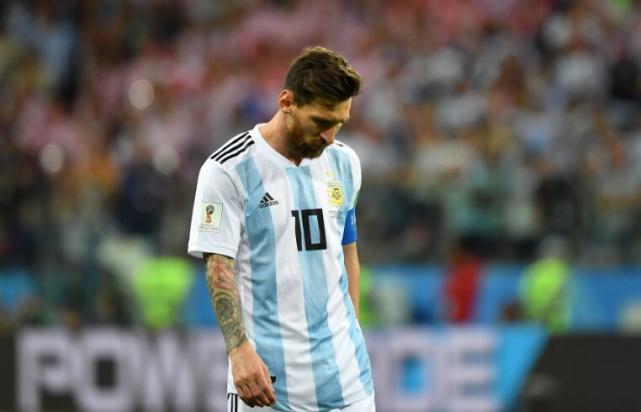 皇贝总教练张林海谈梅罗之争:C罗任意球捕捉能