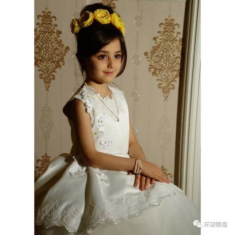 网友眼中的全球最美女童-伊朗小美女mahdis 长大了前途不可限量