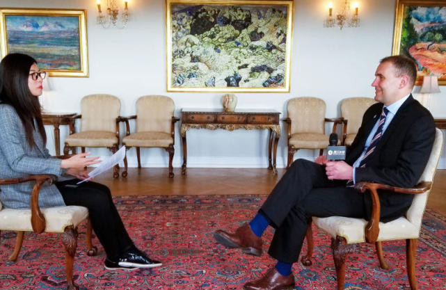 褪去神话外衣的冰岛:70名职业球员背后是真正