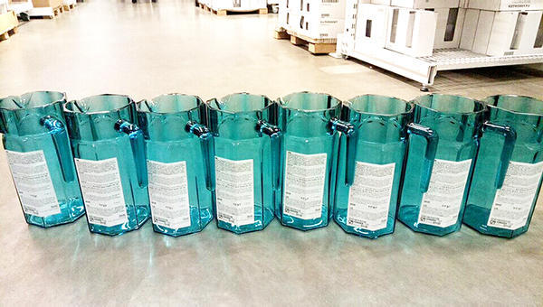 辽宁市民遭遇宜家玻璃壶爆裂,商场:已提示水温