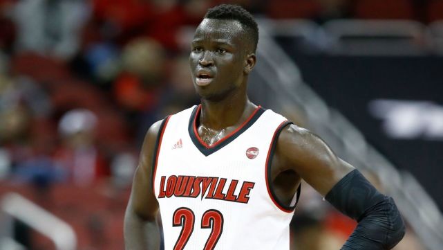 火箭夏联队又添一落选秀 他获赞最强防守者之