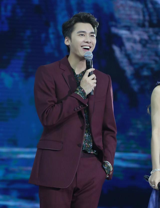 《青云志》定档8月8日!李易峰笑称要专注修炼