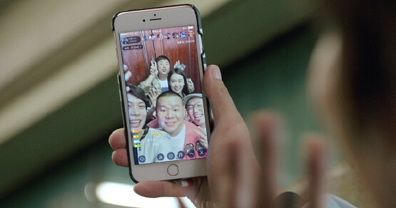 映客更新招股书:第一季度月活用户2525万人 环