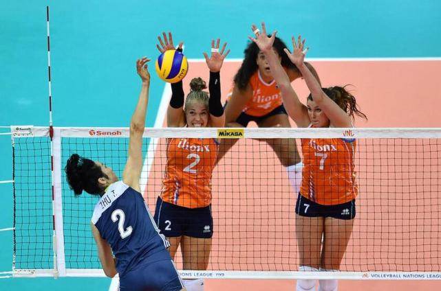 朱婷4局36分创纪录！中国女排3-1荷兰夺总决赛开门红