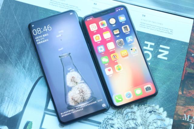 OPPO Find X、iPhone X真机对比 你更爱谁?