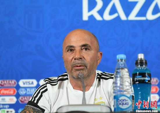 世界杯出局主帅迎下岗高潮?勒夫留任 桑保利