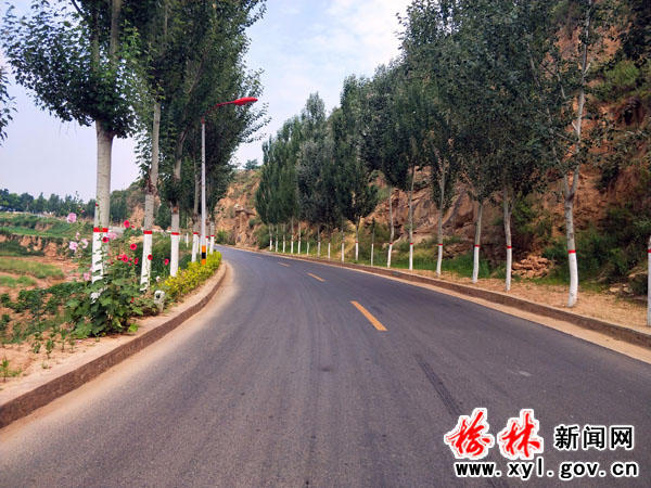 子洲改善城乡环境卫生 集中清理垃圾130余吨