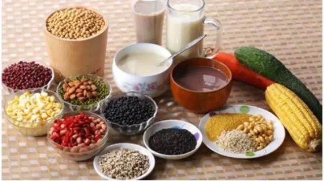 哪些食物有助增强记忆力?