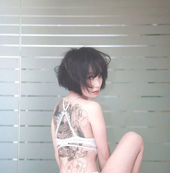 剪对适合自己的短发，你能惊艳朋友！