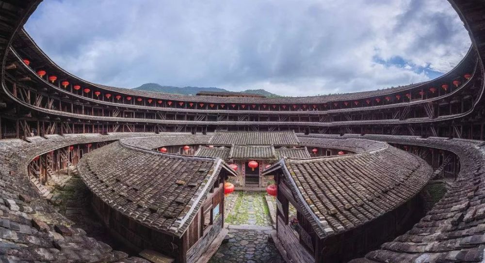 古建知识|闽派建筑,梦回客家土楼,怀旧古马鞍墙