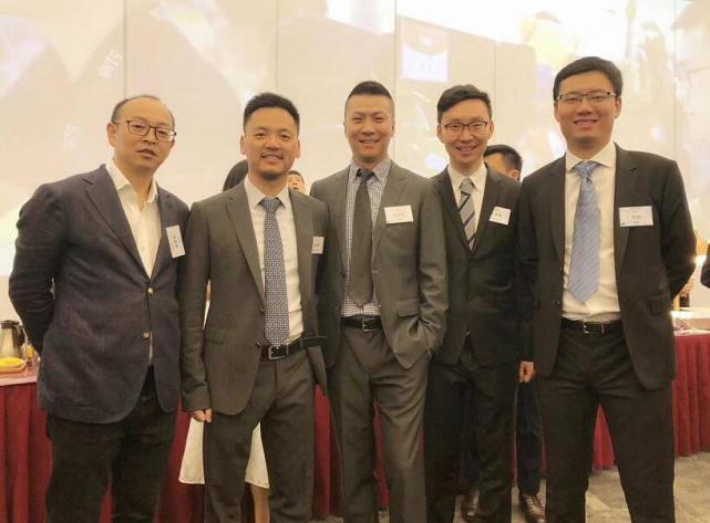 一线丨对话51信用卡投资人:早期差点发不出工资