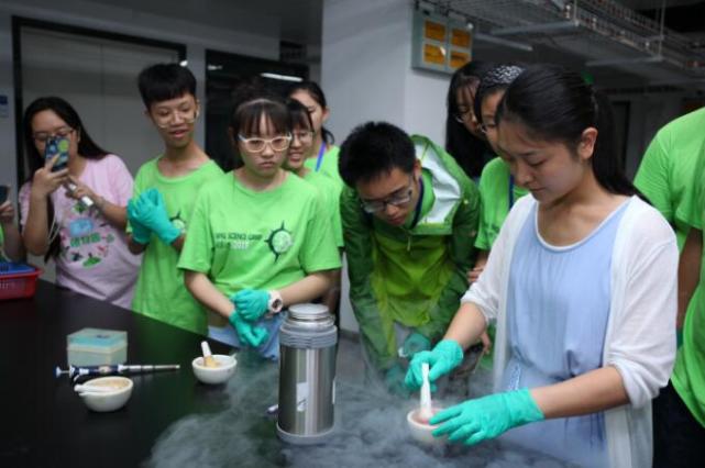 青少年高校科学营湖北分营植物科学专题营在