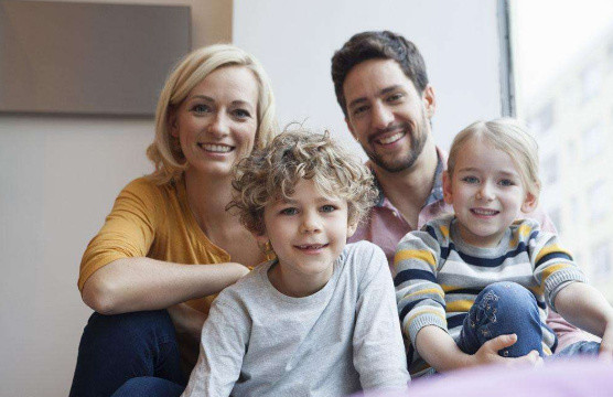 2至3岁是宝宝人生的第一个叛逆期,会表现出扔