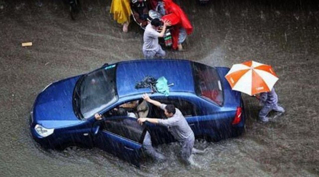 雨季来临 电动汽车涉水及保养操作指南