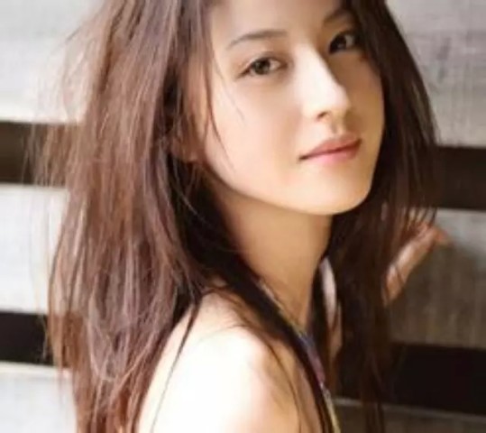 取了4个老婆,她们<em>相处</em>如<em>姐妹</em>,哥你是<em>怎么</em>做到