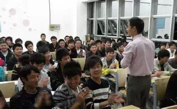 一位高三班主任给学生的离别赠言,震撼全场!此