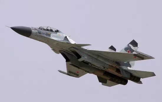 中国歼11D战机PK苏35的结果令国人颇为诧异