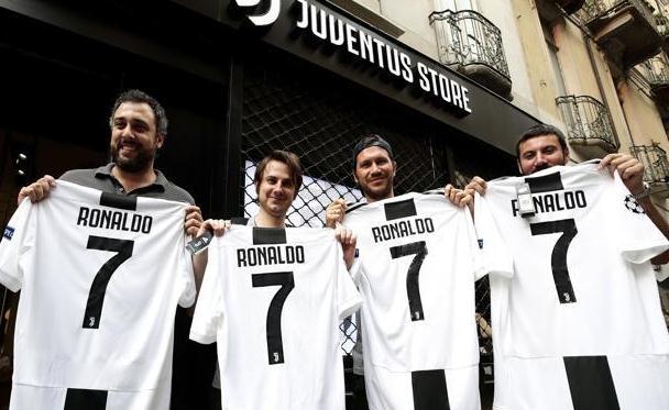 C罗球衣大卖尤文血赚?外媒称意甲班霸仅得18