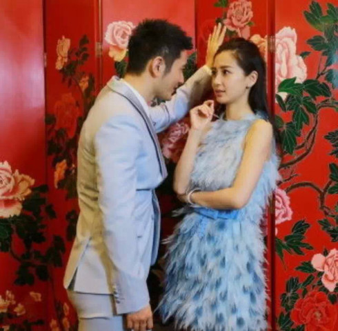 【视点】黄晓明angelababy厨房壁咚视频流出