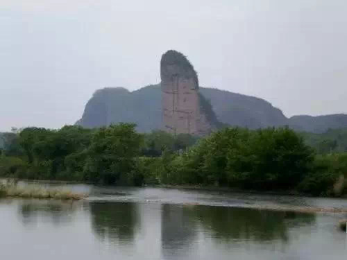 双乳峰女阴洞,中国令人脸红的10大奇观!