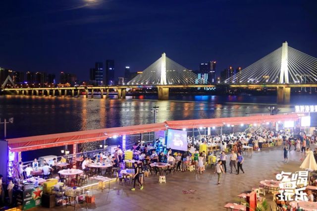 在长沙有一种夏天叫渔人码头!湘江河畔"小欧洲"吃喝玩乐超全攻略