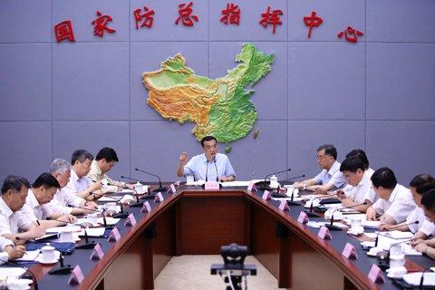 李克强：让政府公布的真相跑赢网上不实传言