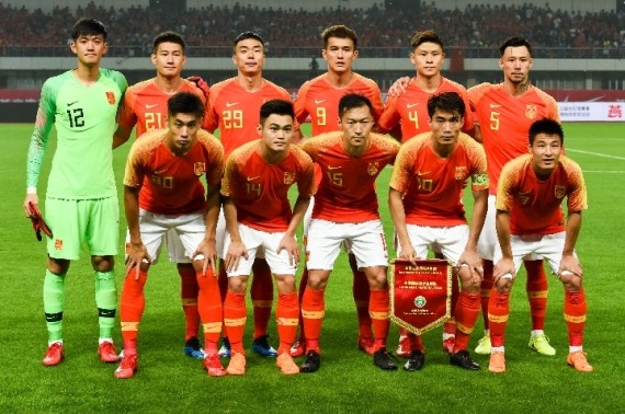 新华社:有关国足踢中超的建议暂无定论