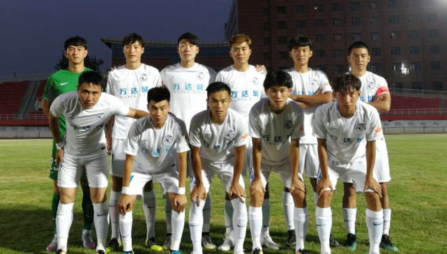 一方疑似派未报名球员战预备队 按规则应为弃