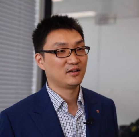 拼多多ceo黄铮被上海市领导会见,原来黄铮之前还着这样的身份