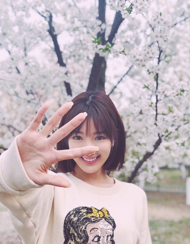 毛晓彤解锁新技能,参演舞林大会,美出天际,如此