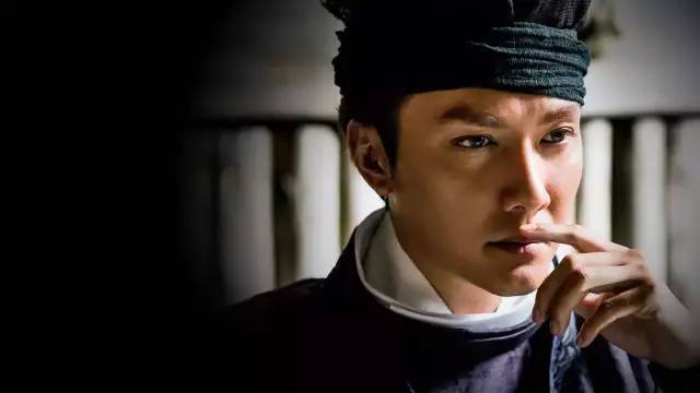 别低估了冯绍峰的能量