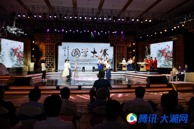 第二届湖南省青少年国学大赛完美收官 邵阳代