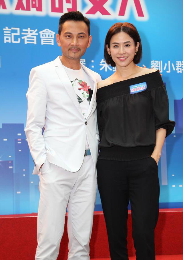 不满两次被易角，邓萃雯与TVB决裂，转拍Viutv新剧打擂台